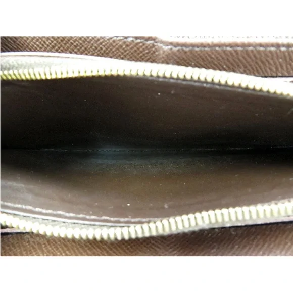 Louis Vuitton Damier Ebene Wallet - Picture 13 of 16